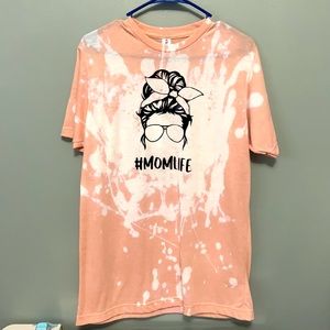 Mom life shirt size M